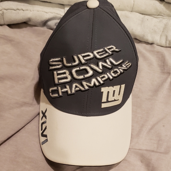 Reebok Other - Reebok New York Giants Super Bowl XLVI Champions Official Locker Room Hat.
